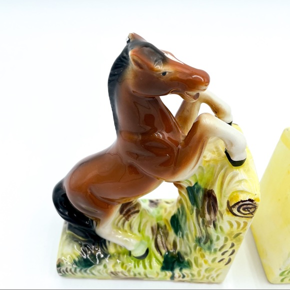 Vintage | Ceramic Horse Figurine Bookends - Picture 8 of 16